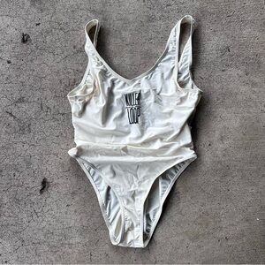 VTG Killer Loop White One Piece Swimsuit